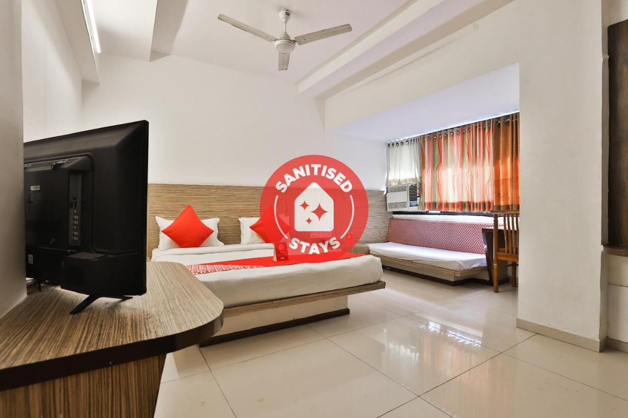 Oyo 8758 Hotel Swagatam Ahmedabad Exterior photo