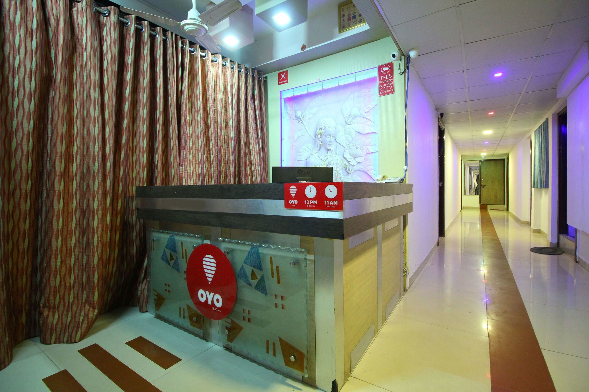 Oyo 8758 Hotel Swagatam Ahmedabad Exterior photo